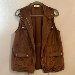 BROWN SMOOTH SUEDE VEST WITH MANY POCKETS